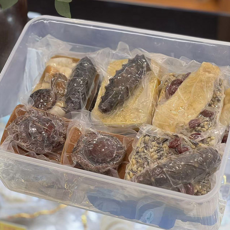 五福临门新年礼包(方形佛跳墙2份＋即食杂粮海参2份+即食杂粮花胶2份+即食小米辽参2份+即食8头鲍鱼2份)